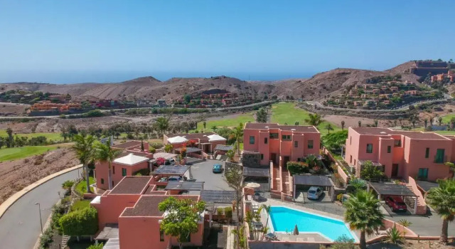 Вилла HomeForGuest Salobre Villa, 5pax, pool and great views