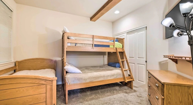 Апартаменты Koul's Retreat' Condo 2 Mi to Lake Wenatchee
