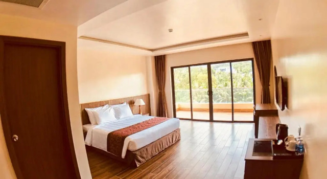 Двухместный номер Superior с балконом Coral Bay Resort
