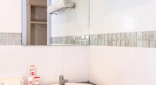 Люкс Deluxe Capital O 664 Romance Hotel