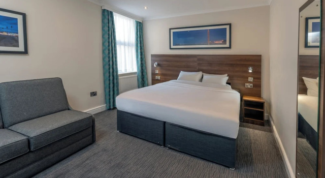 Семейный номер Standard Best Western Carlton Hotel