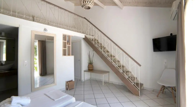Апартаменты Standard Mirsini Studios & Apartments