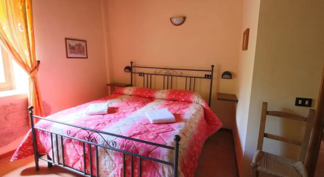Sprawling Villa Escape w/ Pool, Rezervovat Vila  