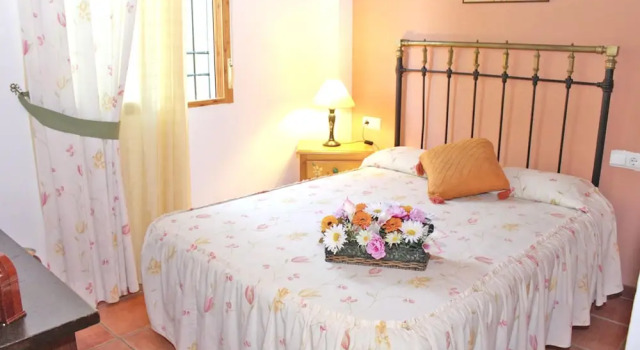 Villa With 3 Bedrooms in Hornachuelos, With Shared Pool, Enclosed Garden and Wifi, Забронировать Вилла Орначуэлос Cordoba Province