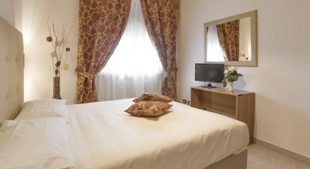 Hotel Il Buongustaio, Boek Hotel Massa Apuana coast
