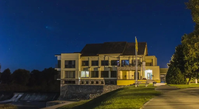 Restoranas-Viešbutis Banga, Rezerwuj Hotel Taurage Taurage