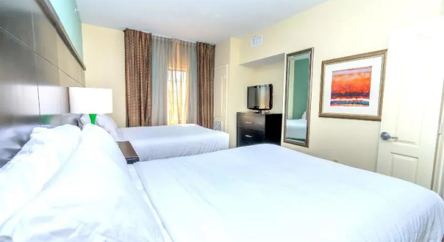 Четырёхместный люкс Staybridge Suites Houston - IAH Airport by IHG