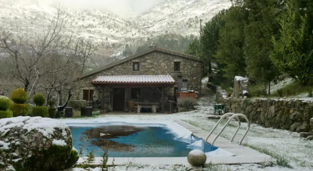 Коттедж с 4 комнатами Quinta Do Circo - Serra Da Estrela - Turismo Rural