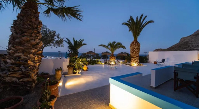Апартаменты Ancient Thera Apartments