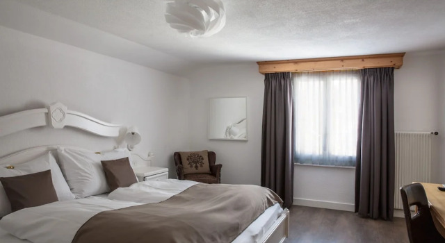 Двухместный номер Standard Hotel THE LARIX ski-in ski-out