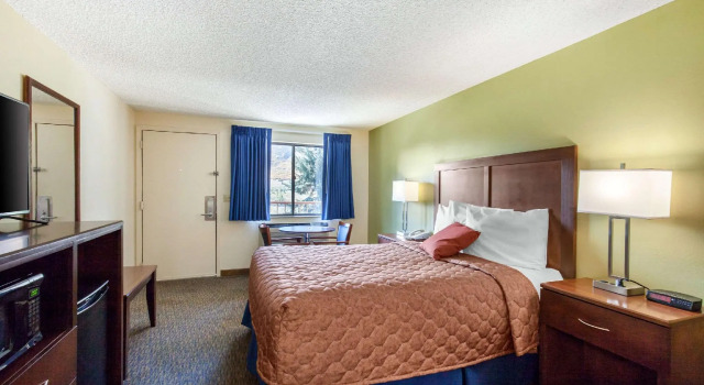 Двухместный номер Standard Rodeway Inn Glenwood Springs