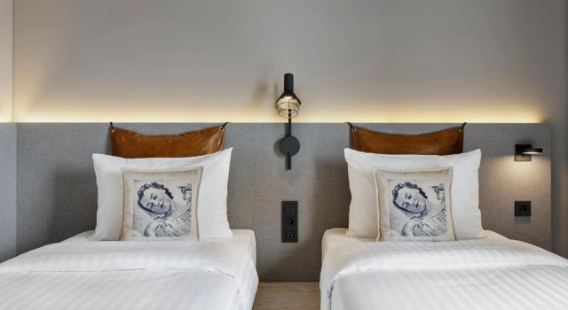 Moxy Kaunas Center, Book Hotel Kaunas Kaunas county