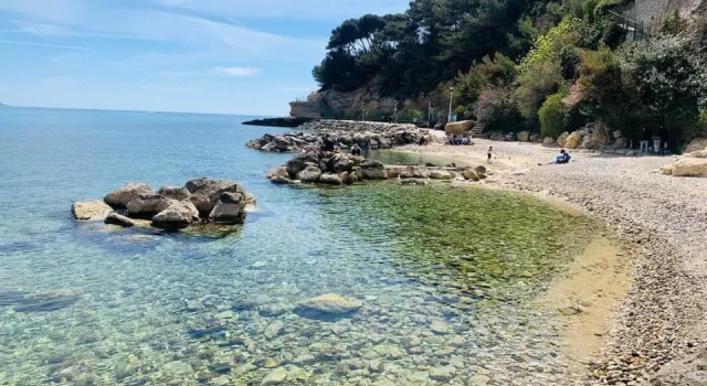 200m de la Plage ,3mn du Port a 50m du Centre Ville, Забронировать Апартаменты/квартира Карри-ле-Руэ Буш-дю-Рон, рядом с Порт Карри-ле-Руэ