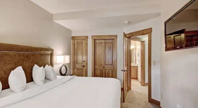 Refined  With Sunny Views 2 Blocks To Downtown Breck 1 Bedroom Condo by RedAwning