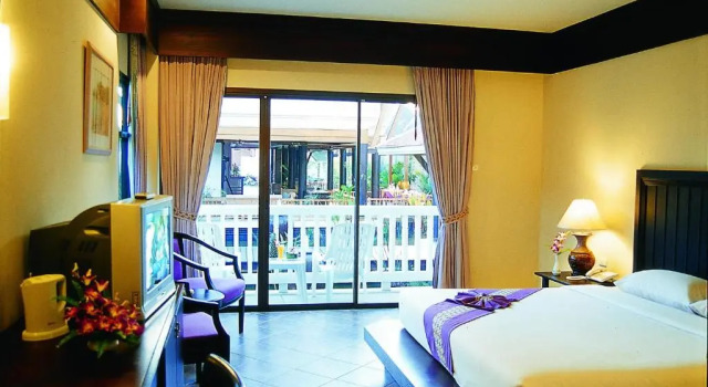 Двухместный номер Deluxe Kata Poolside Resort SHA Extra Plus