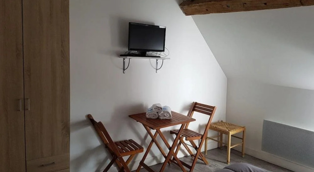 Felicidade Hostel, Rezerwuj Hostel Mer 