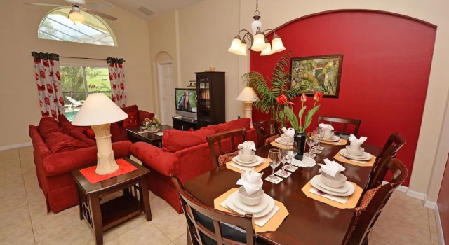 715HP Footprints 4 Br villa by RedAwning