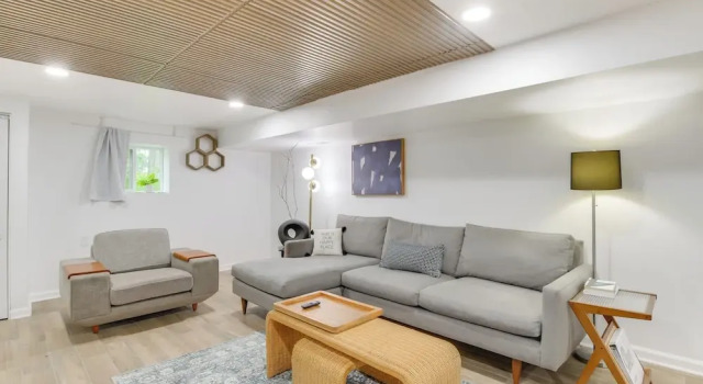 Апартаменты 2 Mi to Logan Square: Pet-friendly Urban Oasis!