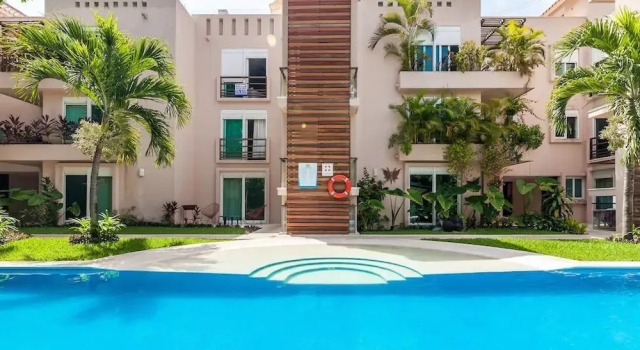 Condo Frank by Villas HK28, Забронировать Отель Плая-дель-Кармен Кинтана-Роо, рядом с Пляжный клуб Mamitas