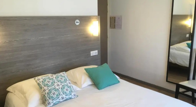 Двухместный номер Standard с балконом Hotel Atlantique