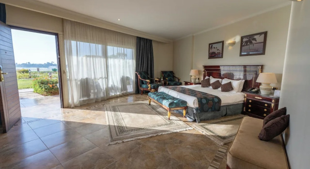 Двухместный люкс Royal Курортный отель Jolie Ville Hotel & Spa Kings Island Luxor