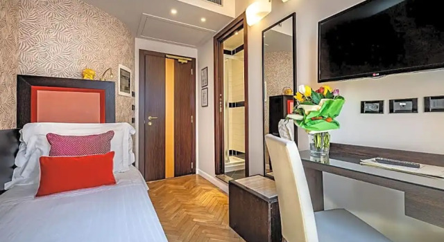 Номер Standard с балконом Hotel Duomo Firenze