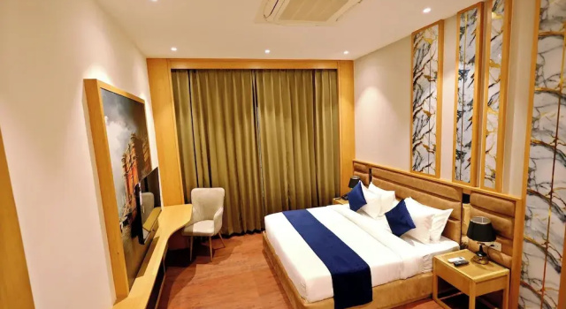 Номер Deluxe The GM Luxe Hotel Near Shree Khatu Shyam Ji Mandir