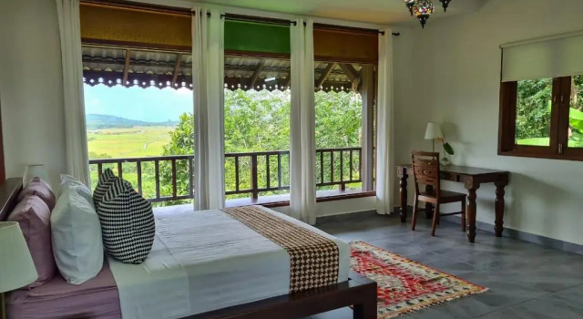Вилла Deluxe Romantic Tropical Retreat with Sunset & Rice Field Views