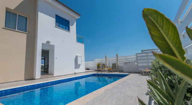 Вилла с 2 комнатами с балконом Narcissos Bay View Villa