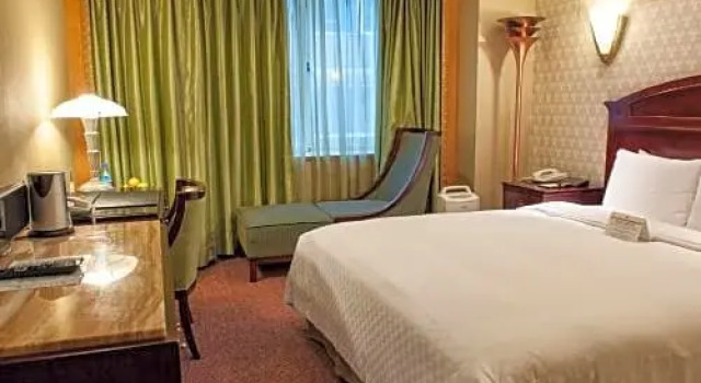 Номер Superior Royal Palace Hotel