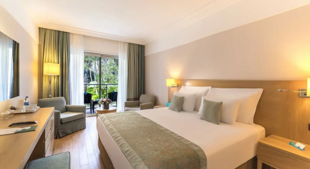 Номер Deluxe с балконом Turquoise Hotel