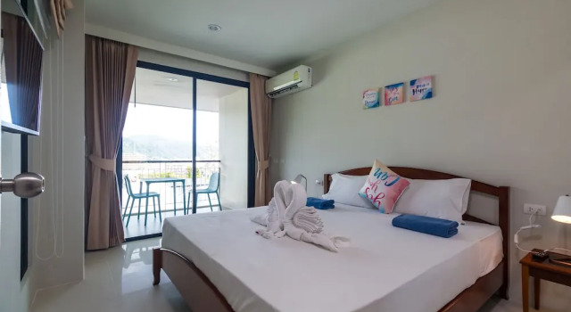 Апартаменты с балконом и с видом на город Apartments at The Bliss Condo by Lofty