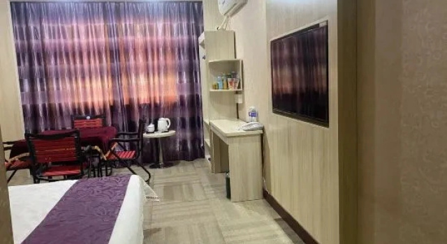 Двухместный люкс Business Kaixuan Express Hotel