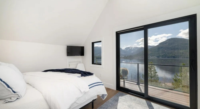 Номер Standard Ski Shores 3 Bedroom Cabin by RedAwning