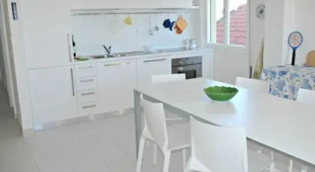 Апартаменты Bright Apartment With sea View