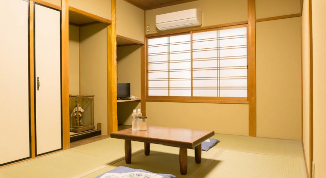 Ryokan Hinomoto Kyoto Kawaramachi, Réserver Hôtel Ubara Kyōto