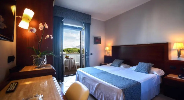 Двухместный номер Economy Hotel Le Palme