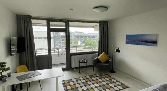 Апартаменты Apartment Rhein - Central - Balcony - Tradefair