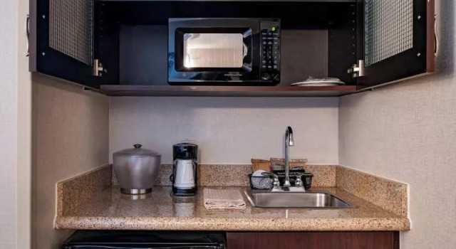 Четырёхместный люкс SpringHill Suites Boise West/Eagle