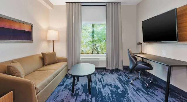 Люкс Fairfield by Marriott Inn & Suites Knoxville Airport Alcoa