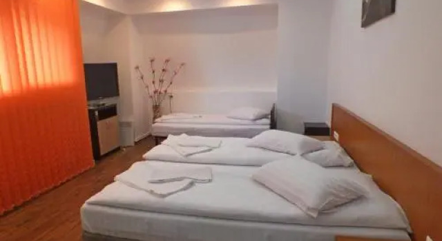 Casa Alex, Rezerwuj Hotel Piteszti 