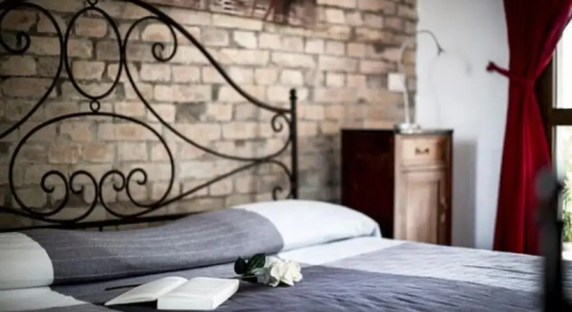 Апартаменты Deluxe Charming Apartment in Ascoli Piceno Near Village