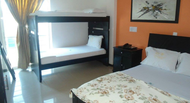 Hotel Palmeras De Mariana, Rezervovat Hotel Hotely v Santander s parkováním, Parkování