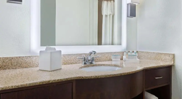 Номер Standard Homewood Suites by Hilton Charlotte North-Univ Research