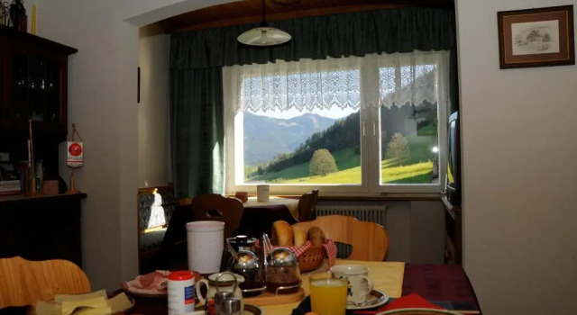 Andrea Schmaranzer - Privatzimmer, Book Hotel Gosau 