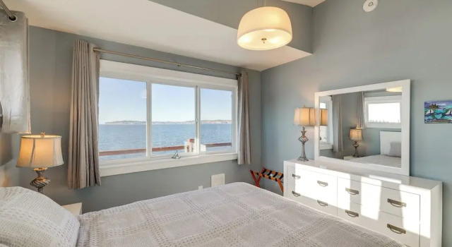 Ocean Views & Beach Access at Cottage on Birch Bay, Забронировать Дом для отпуска Блейн штат Вашингтон, рядом с Birch Bay Beach