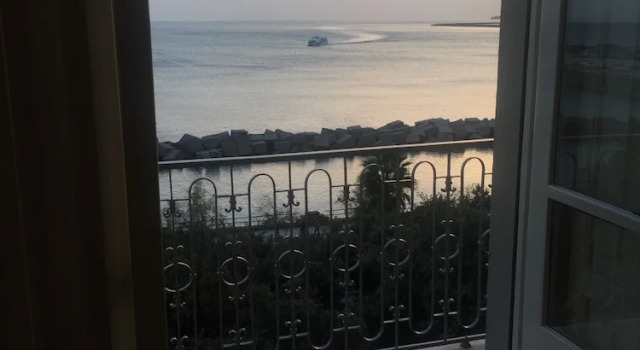 Komfort- værelse med altan med havudsigt B&B Di mare e d'azzurro