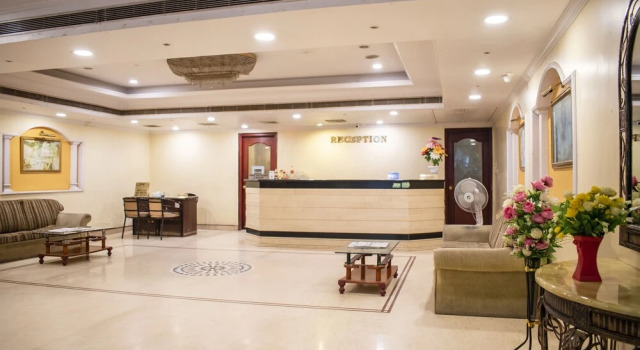 OYO 8198 Hotel Raj International, Rezerwuj Hotel Hajdarabad 