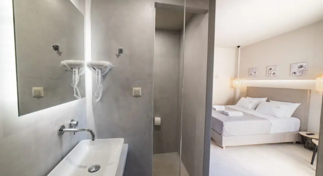 Двухместный номер Deluxe с балконом Theros Suites