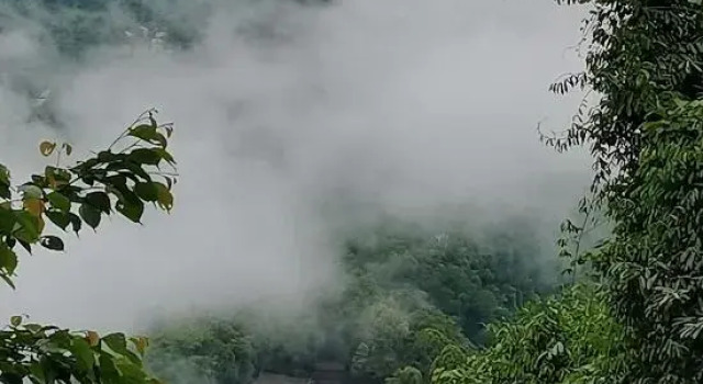 Emeishan Guanxinpo Lv Homestay, Varaa Hotelli Leshan Sichuan